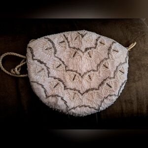 Vintage beaded clutch purse..